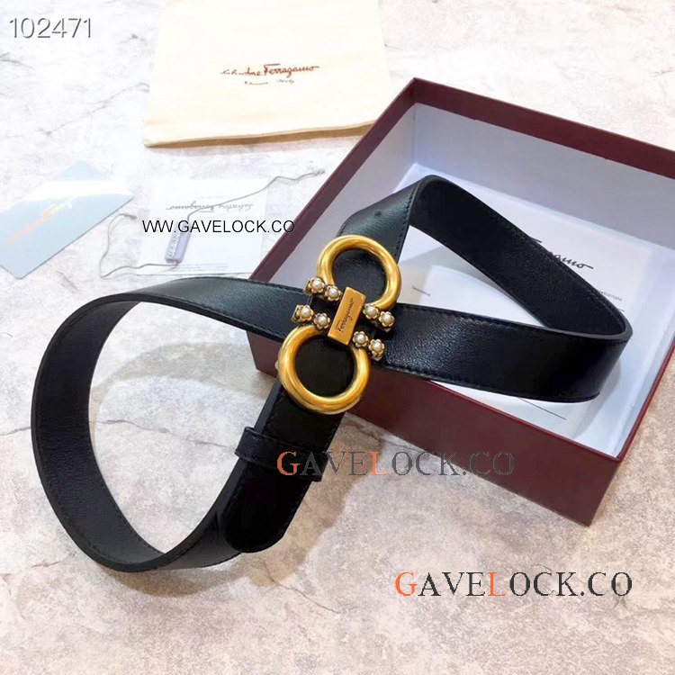 Women Salvatore Ferragamo Double Sided Leather Belt -Black Gold Ferragamo Belt